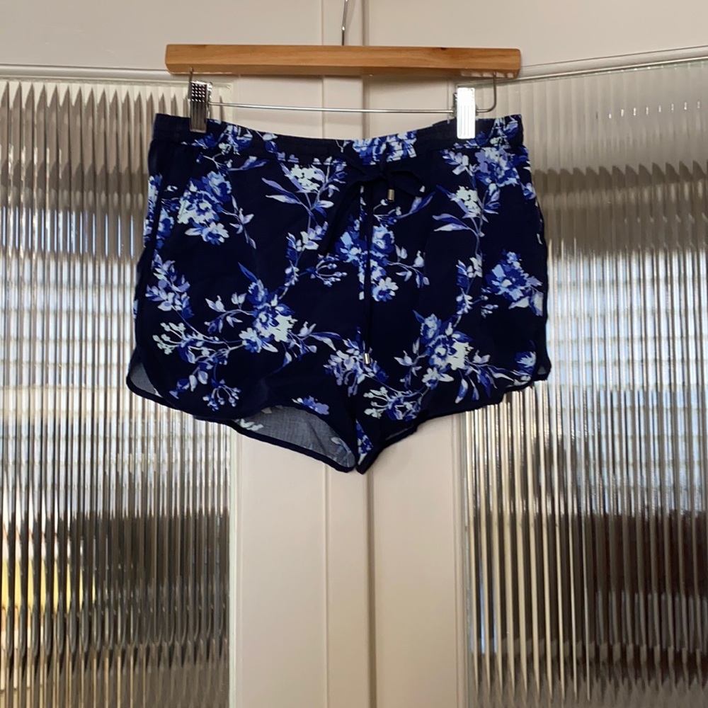 Comfy stylish shorts